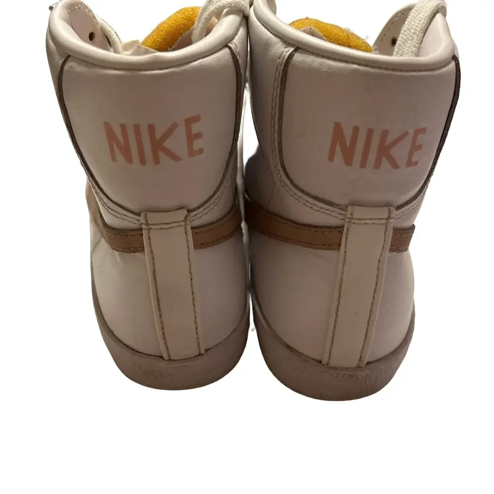 Nike stylish high